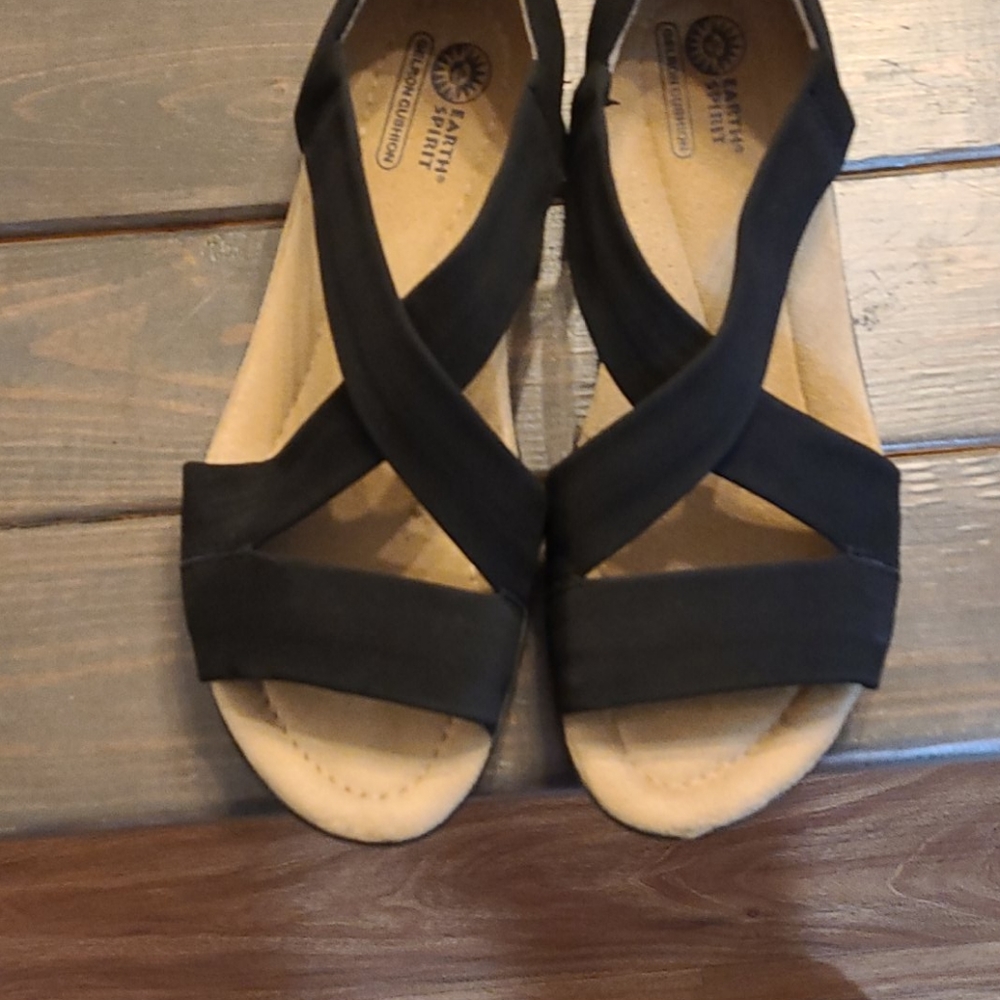 Sandals - Picture 2 of 2